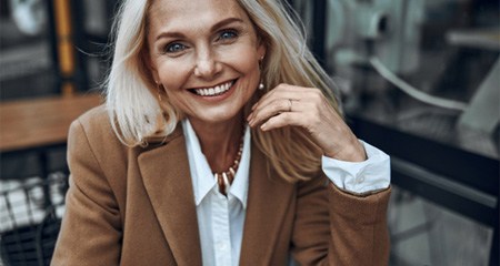 Woman smiling with white teeth